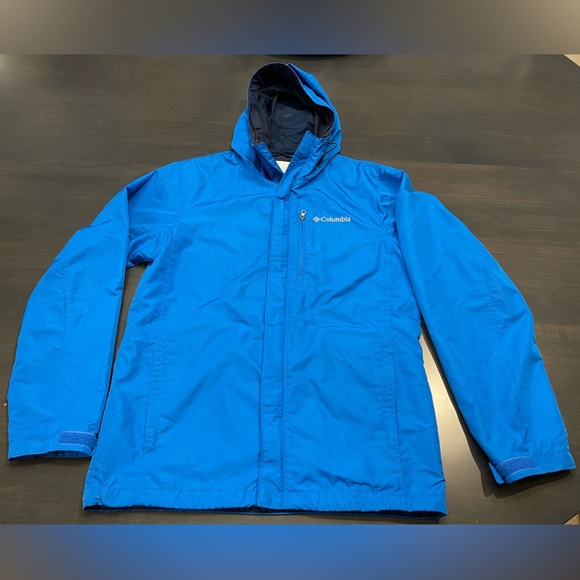 ✅Columbia Jacket size Small unisex in beautiful shade of bright blue.  MINT‼️ - Picture 1 of 9
